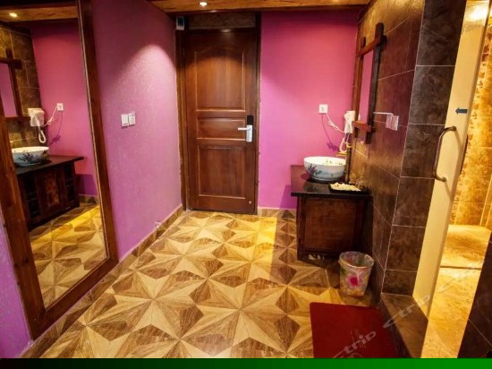 全景蜜月大床房