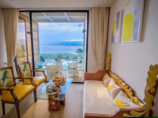 豪华海景露台家庭套房