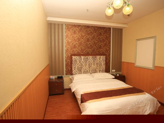 温馨大床房(无窗)