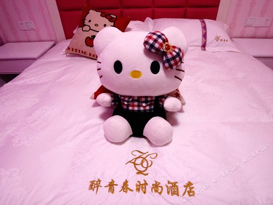 hello kitty主题大床房