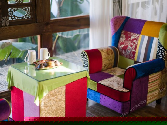 花月夜东南亚大床房