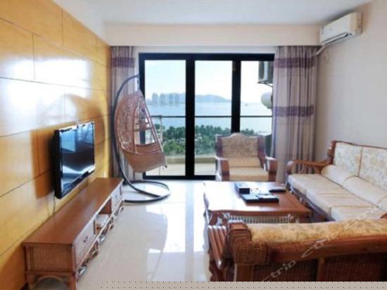 无敌海景房（2房1厅2卫）