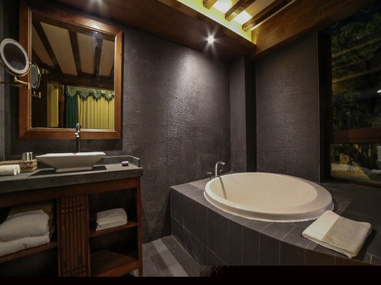 藏式风情极致奢华复式套房