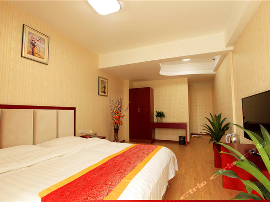 豪华观景大床房