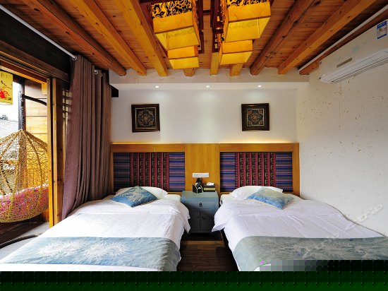 3楼豪华独立观景阳台全景标间