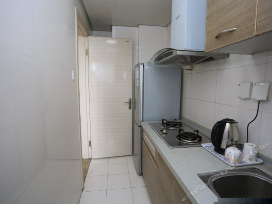 豪华大床房落地大窗