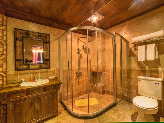 一号院朴素双床房