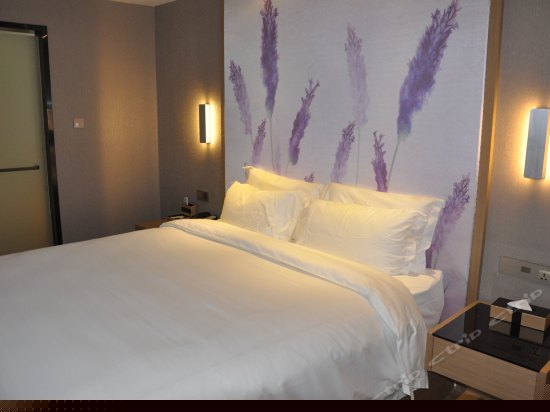 标准大床房（无窗）