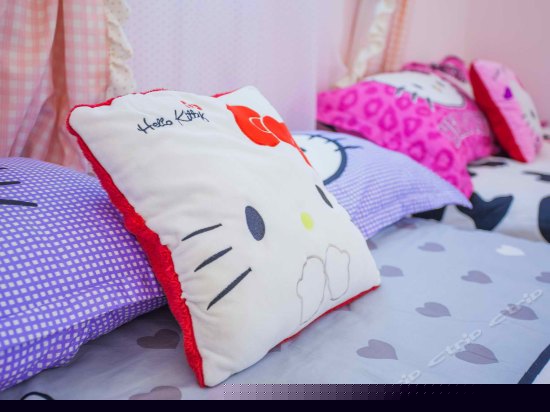 Hello kitty主题房