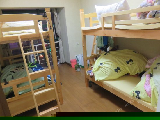 女生江景四人间