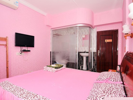 飘窗园景大床房