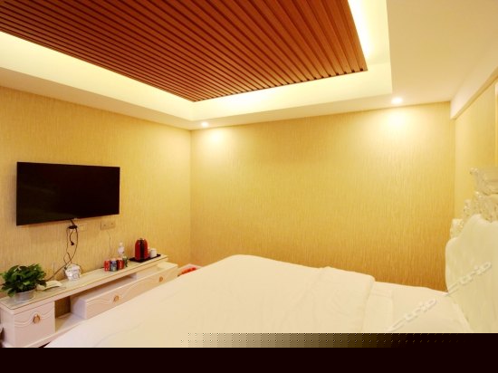 韩情脉脉(无窗)