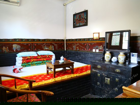 豪华民俗大土炕