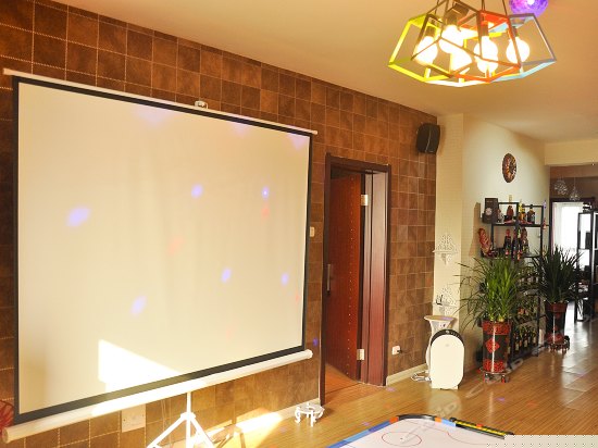 三室两厅聚会房