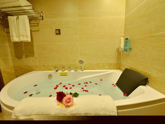 豪华观景浴缸房