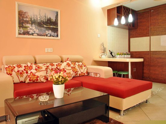 无敌海景蜜月大床房