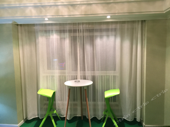 梦幻森林主题房