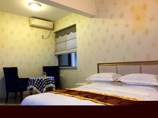 普通单间大床房