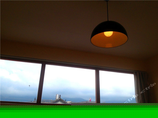 冬樱-山景大床房