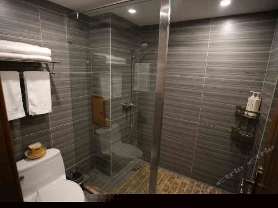 云巢豪华榻榻米观苍山情趣房