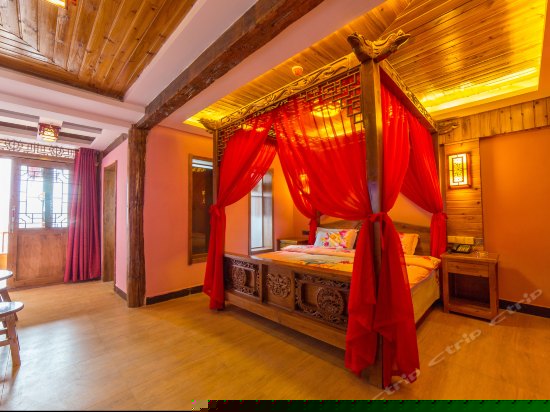 雪山景观阳台龙凤床