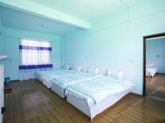 八人间（床位房）