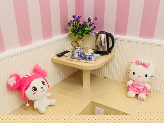 hello kitty双床主题房