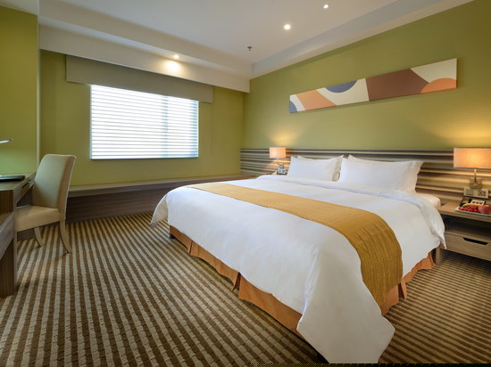 晶赞行政大床房