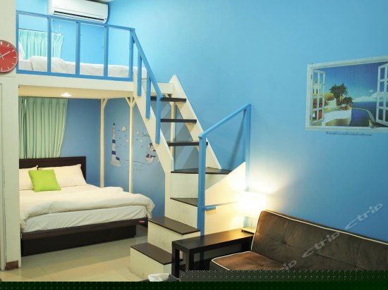 地中海风格温馨四人房