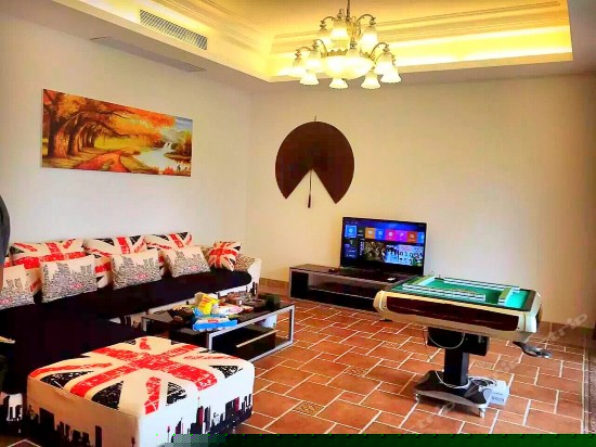 复式四房一厅别墅