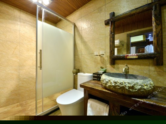 风情院精品大床房