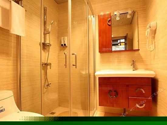 至尊家庭阳台套房