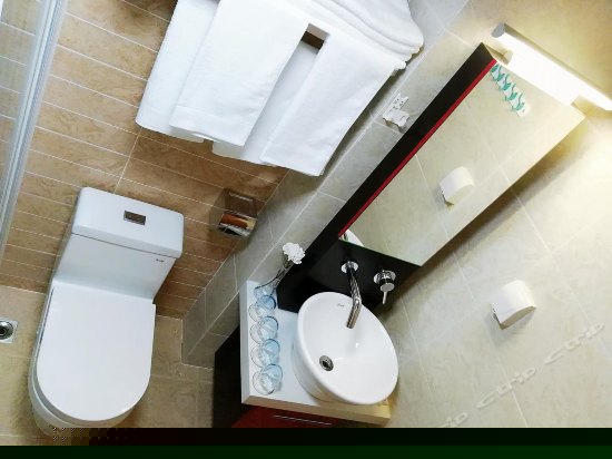 九眼桥旁近春熙路温馨二居室