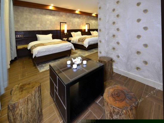 庭院江景舒适三人间