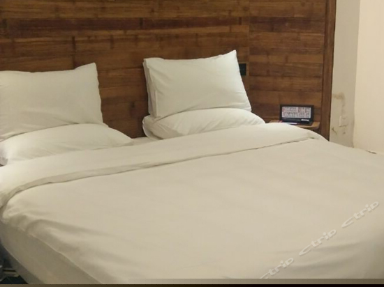 独立小院大床房