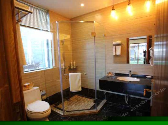 云蔓东南亚主题火山汤池花园套房