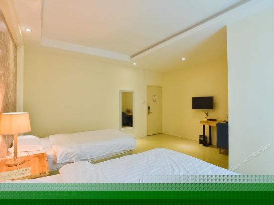 温馨浪漫双人床