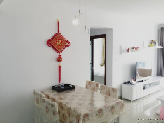 蓝色港湾阳台海景两房一厅