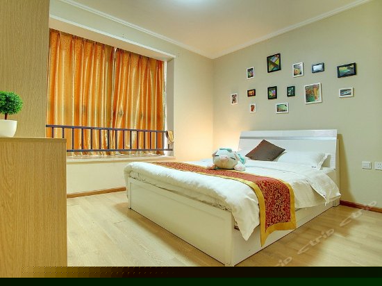 豪华典雅双卧套房