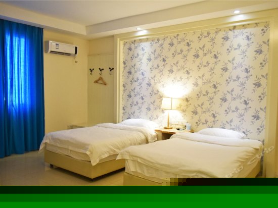 温馨浪漫双人床