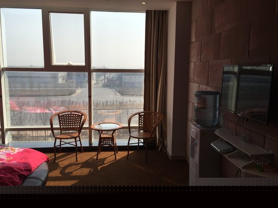 豪华双人大床房