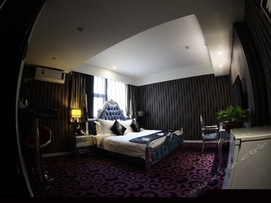 罗马假日豪华大床房