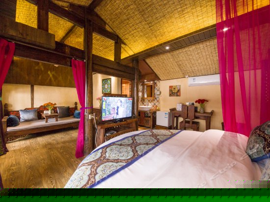 紫羽花梦蜜月圆床房