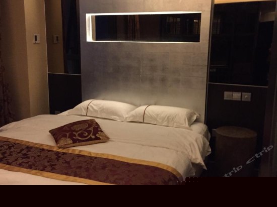 豪华海景大床房