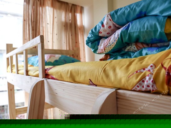 男生四人间（床位）