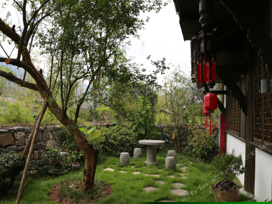 古镇院落雅致套房