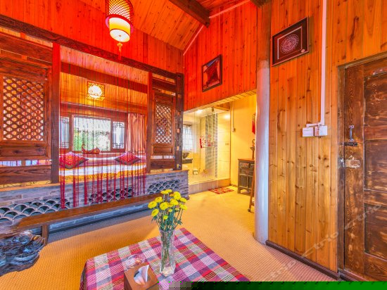 青稞蜜月大床房