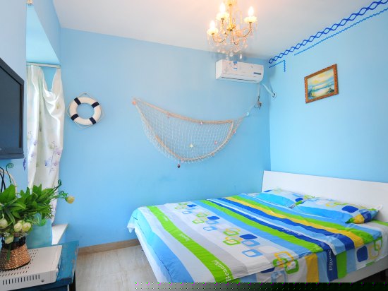 飘窗海景大床房