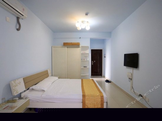 豪华园景大床房