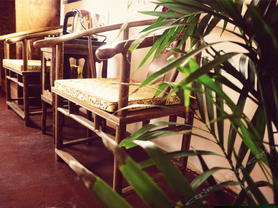 百合（观景情侣古典套房）